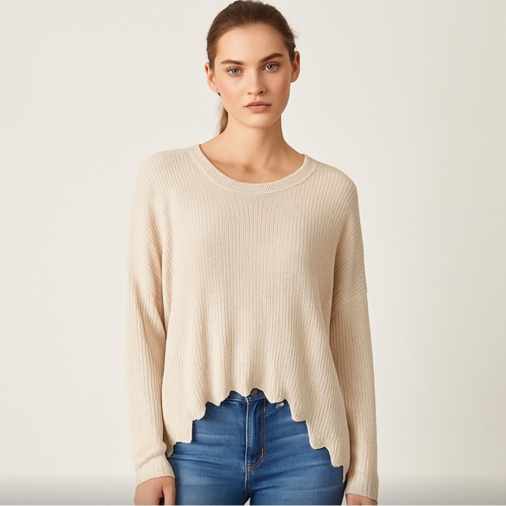Michael Lauren Zig-Zag Bottom Crew Neck Sweater in Cream
